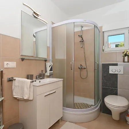 Awesome In Okrug Gornji With View Apartman Trogir
