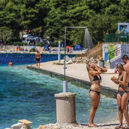 Beautiful In Okrug Gornji アパート *