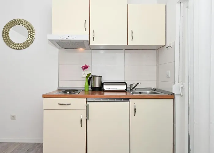 Apartman Beautiful In Okrug Gornji *